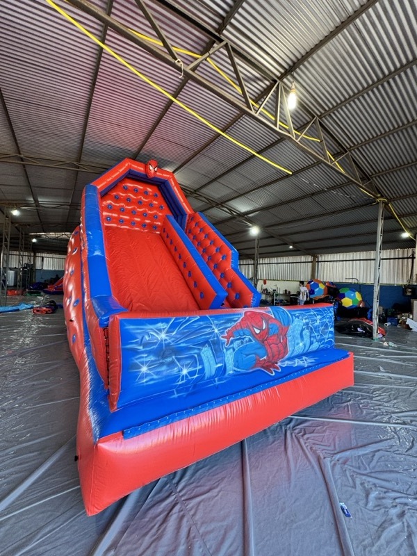 Médio Homem Aranha 4