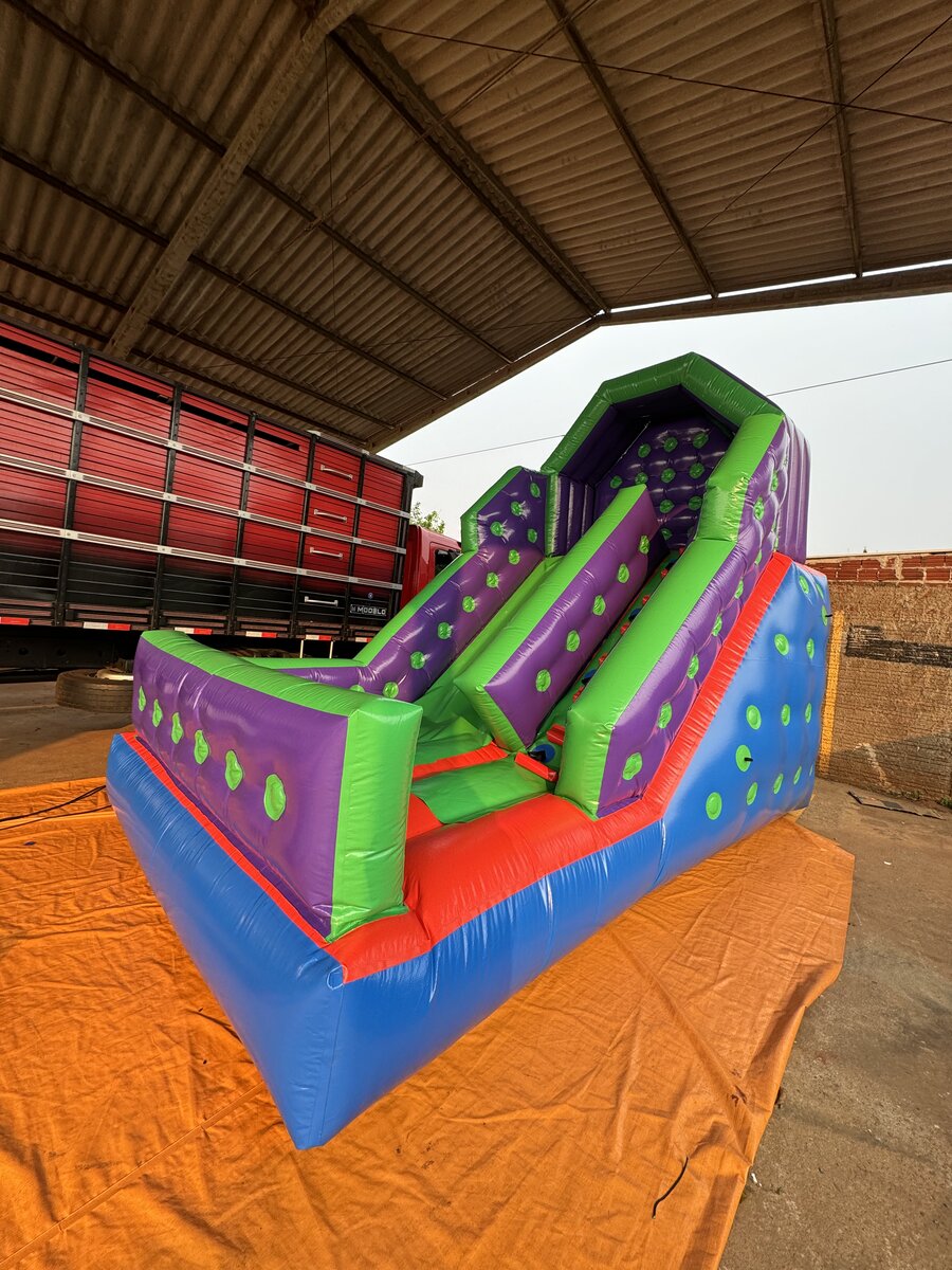 Premium Slide 7